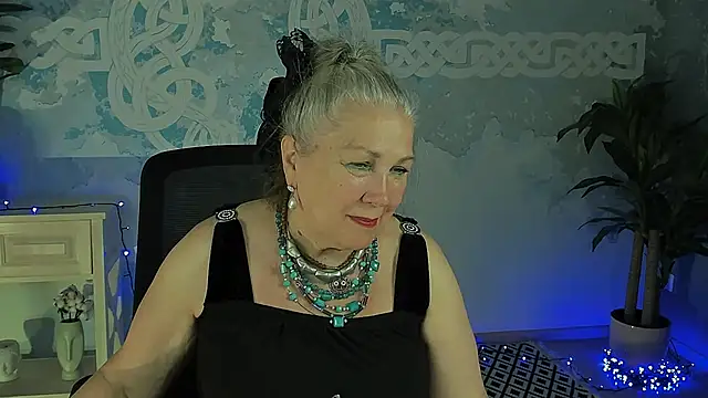 LilaMaharani online show from 05/16/26, 01:32