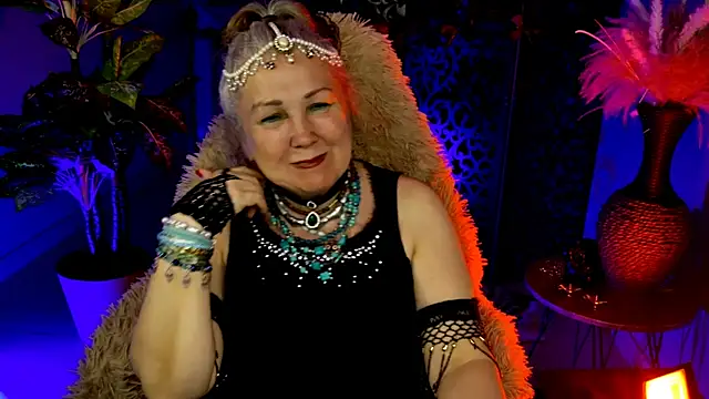 LilaMaharani online show from 04/18/26, 01:46