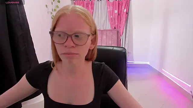 Albingirl online show from 04/08/26, 08:21