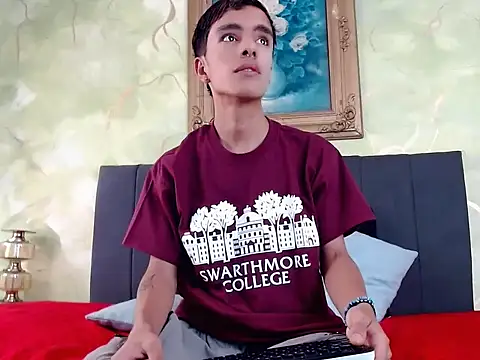 Snapshot of abraham_xo chatting on 03/04/26, 01:08 abraham xo online show from 03/04/26, 01:08