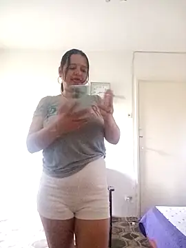 roxana e43 online show from 04/18/26, 05:21