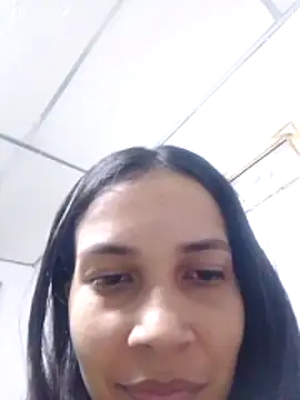 Snapshot of BiancaRoyale chatting on 04/30/26, 07:59 BiancaRoyale online show from 04/30/26, 07:59