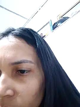 Snapshot of BiancaRoyale chatting on 04/29/26, 06:17 BiancaRoyale online show from 04/29/26, 06:17