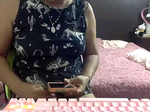 mommy-Milf online show from 04/07/26, 02:30