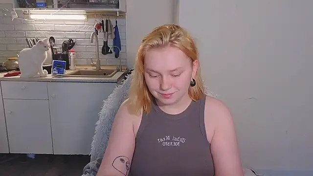 soft focus online show from 06/01/26, 04:56