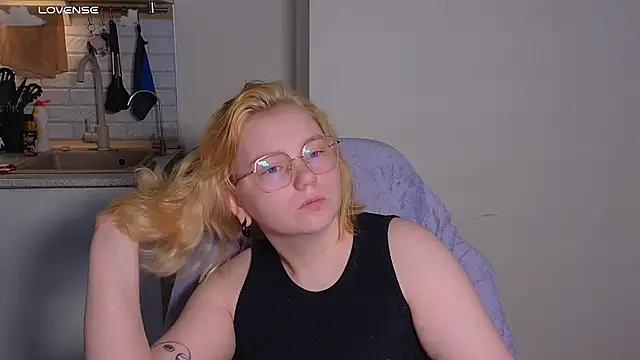 soft focus online show from 05/24/26, 04:56