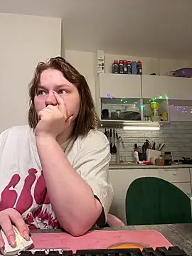 soft focus online show from 03/30/26, 04:47