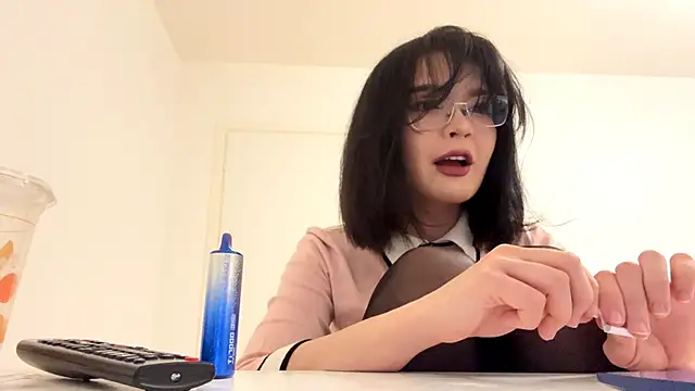 Snapshot of CartiBlue chatting on 03/01/26, 02:39 CartiBlue online show from 03/01/26, 02:39