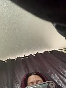 Snapshot of Zoe_fiire chatting on 03/02/26, 12:01 Zoe fiire online show from 03/02/26, 12:01