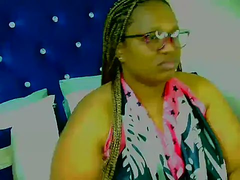 Cuddle Zee online show from 04/06/26, 03:02
