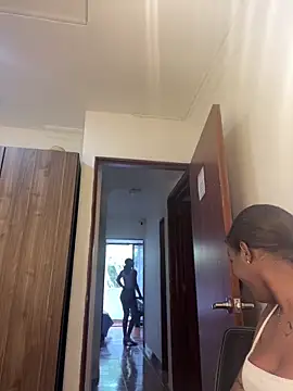 Emi rousse online show from 04/07/26, 12:07