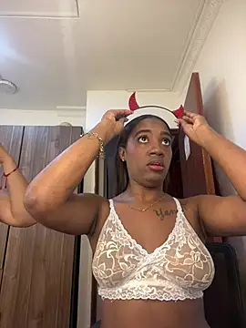 Emi rousse online show from 04/02/26, 12:34