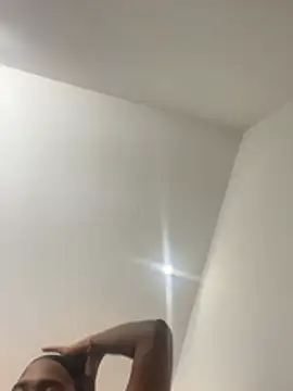 Emi rousse online show from 03/28/26, 01:01