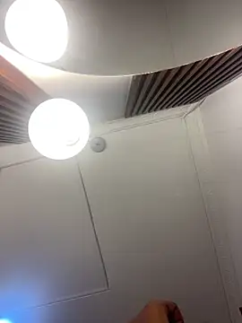 Emi rousse online show from 04/09/26, 11:49