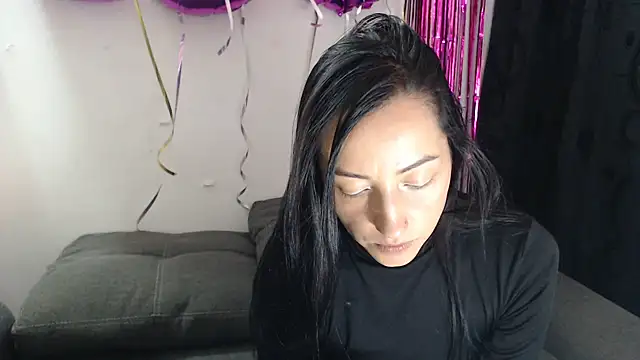 Meeegan lov online show from 07/26/26, 04:30