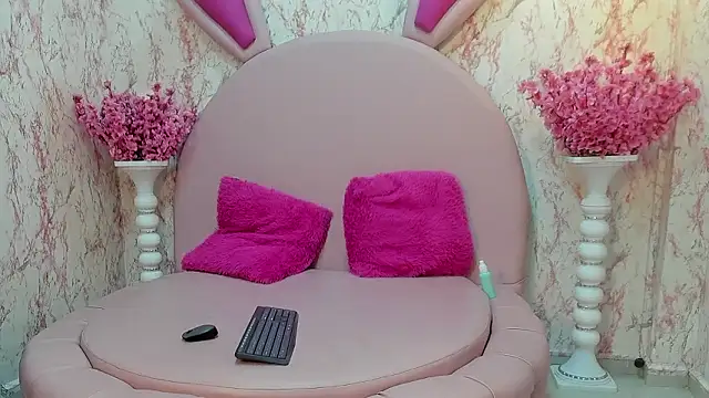 Dolly boobsy online show from 03/09/26, 01:03