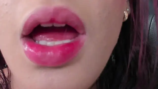 estrellathekk online show from 04/23/26, 10:11