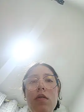 Snapshot of Miranda-cambell chatting on 06/11/26, 02:53 Miranda-cambell online show from 06/11/26, 02:53