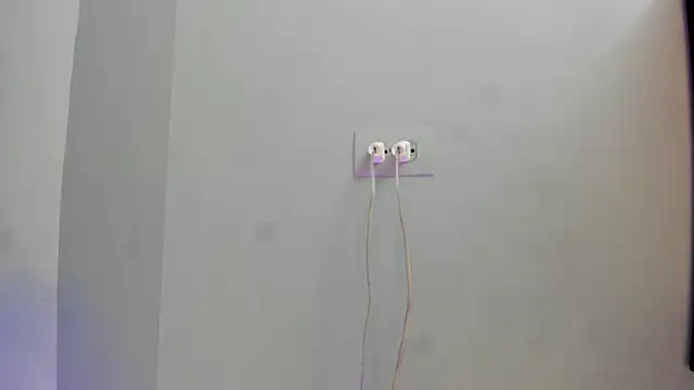 Nahomy Collins  online show from 03/21/26, 07:29