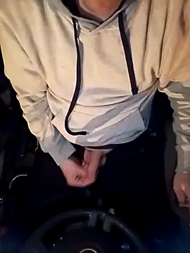 Snapshot of danyelC2 chatting on 03/07/26, 06:57 danyelC2 online show from 03/07/26, 06:57