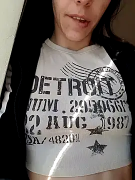 Snapshot of sabrinalapiedra chatting on 03/01/26, 01:11 sabrinalapiedra online show from 03/01/26, 01:11