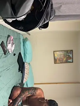 Snapshot of BLACKSNOW_ chatting on 03/02/26, 02:12 BLACKSNOW online show from 03/02/26, 02:12