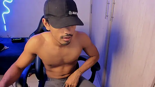 jossi12345j online show from 04/06/26, 04:46