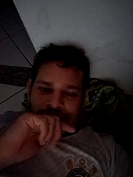 Snapshot of Edu5000 chatting on 03/01/26, 01:16 Edu5000 online show from 03/01/26, 01:16