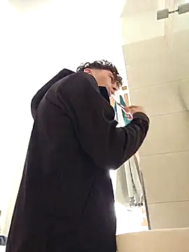 Andreakkkk online show from 03/07/26, 09:37