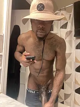 Snapshot of MidwestMandingo9 chatting on 03/12/26, 06:50 MidwestMandingo9 online show from 03/12/26, 06:50