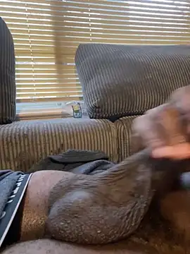 Snapshot of MidwestMandingo9 chatting on 04/14/26, 07:08 MidwestMandingo9 online show from 04/14/26, 07:08