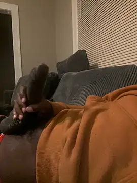 Snapshot of MidwestMandingo9 chatting on 04/13/26, 06:50 MidwestMandingo9 online show from 04/13/26, 06:50