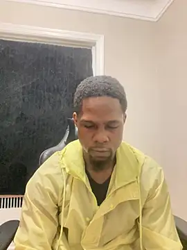 Snapshot of MidwestMandingo9 chatting on 04/09/26, 12:45 MidwestMandingo9 online show from 04/09/26, 12:45