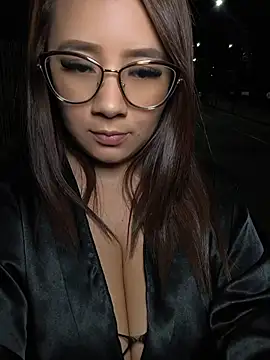 maleja smmith online show from 04/30/26, 05:03