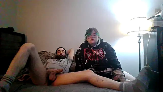 Snapshot of SmallSunflowers24 chatting on 03/02/26, 01:50 SmallSunflowers24 online show from 03/02/26, 01:50