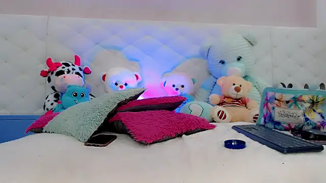 catriona queen16 online show from 04/05/26, 03:13