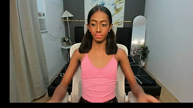 BlackbarbieXXL online show from 04/04/26, 05:08