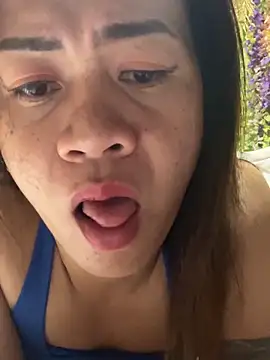 Snapshot of ur_lovelychen chatting on 03/29/26, 12:07 ur lovelychen online show from 03/29/26, 12:07