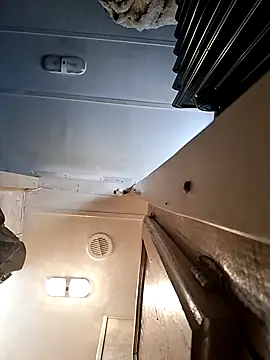 t4zm4ni4c23 online show from 03/01/26, 07:36