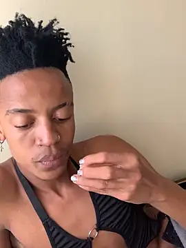 Kinky-Nicky04 online show from 03/11/26, 01:16