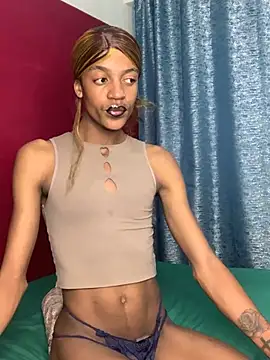 Snapshot of Kinky-Nicky04 chatting on 07/20/26, 06:10 Kinky-Nicky04 online show from 07/20/26, 06:10
