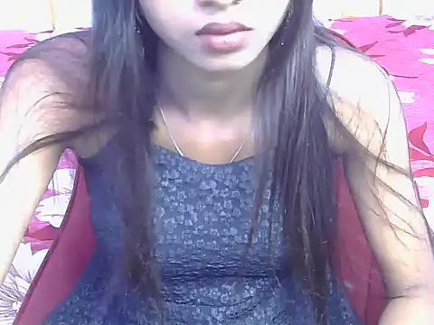 Snapshot of yours-isha chatting on 07/17/26, 05:04 yours-isha online show from 07/17/26, 05:04