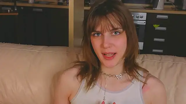 Snapshot of CloverRyan chatting on 03/02/26, 05:08 CloverRyan online show from 03/02/26, 05:08