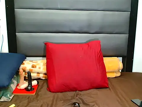 Snapshot of SpicyKittyxxx chatting on 03/21/26, 08:30 SpicyKittyxxx online show from 03/21/26, 08:30