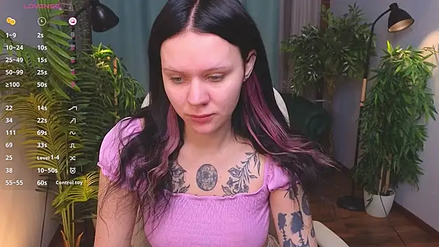 kittenlolla online show from 04/01/26, 05:42