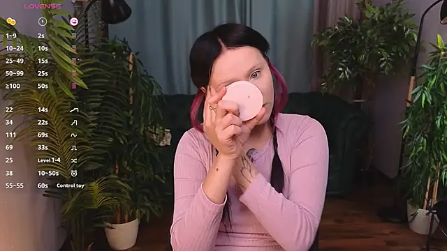 kittenlolla online show from 03/26/26, 01:09