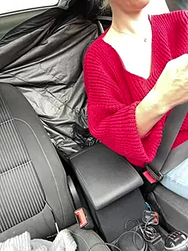 BellaMila online show from 03/31/26, 08:49