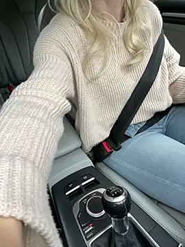 BellaMila online show from 04/01/26, 04:37