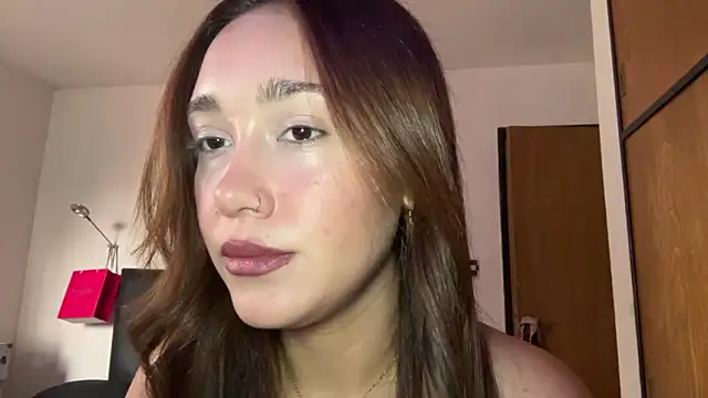 ariadnax0 online show from 03/03/26, 05:53