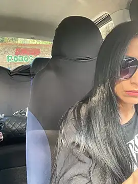 Snapshot of anamaria04 chatting on 03/23/26, 02:06 anamaria04 online show from 03/23/26, 02:06